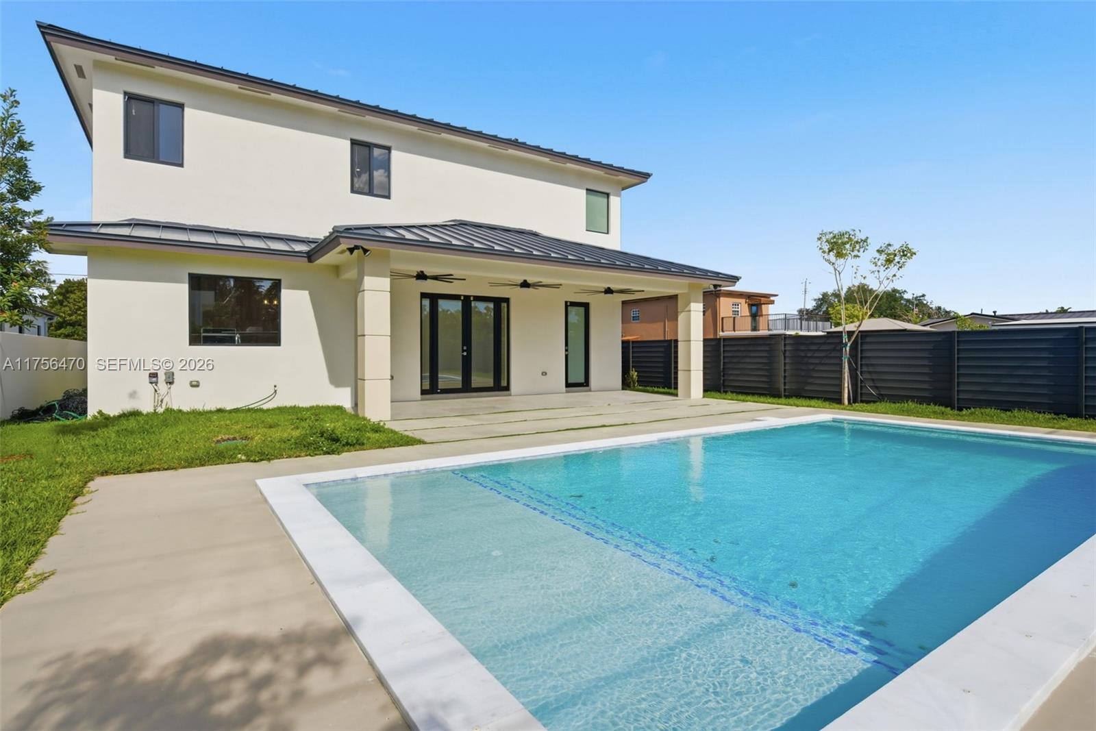 2725 SW 65th Ave Miami, FL 33155
