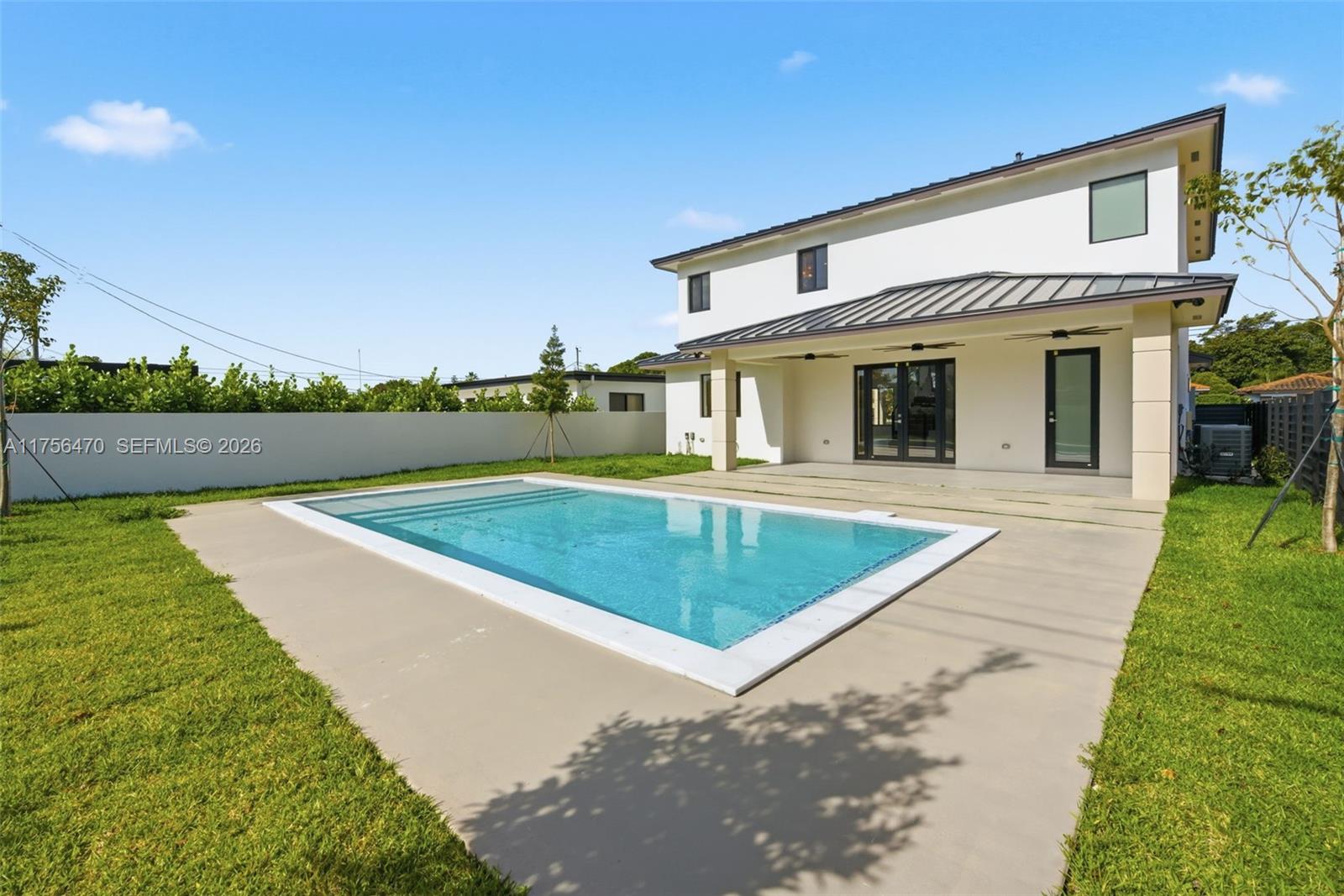 2725 SW 65th Ave Miami, FL 33155