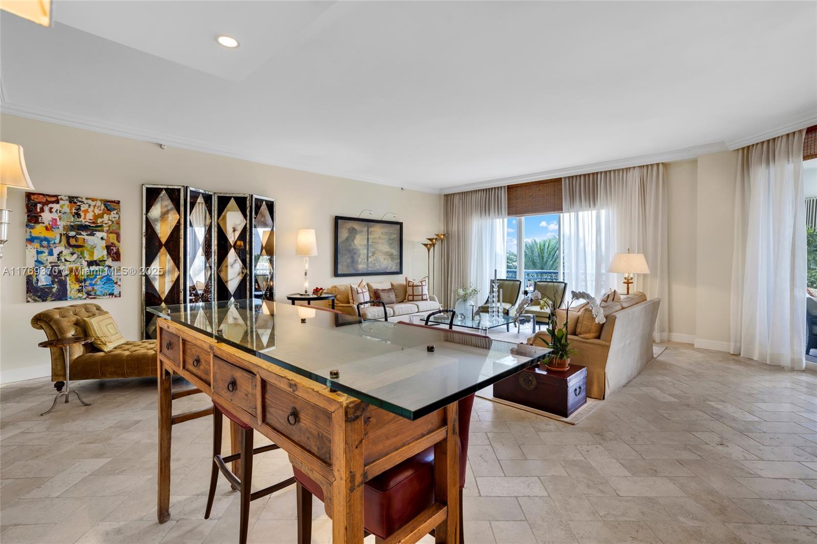 19925 NE 39th Pl #402 Aventura, FL 33180