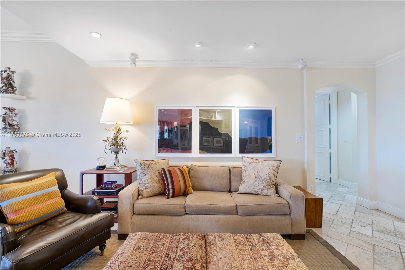 19925 NE 39th Pl #402 Aventura, FL 33180