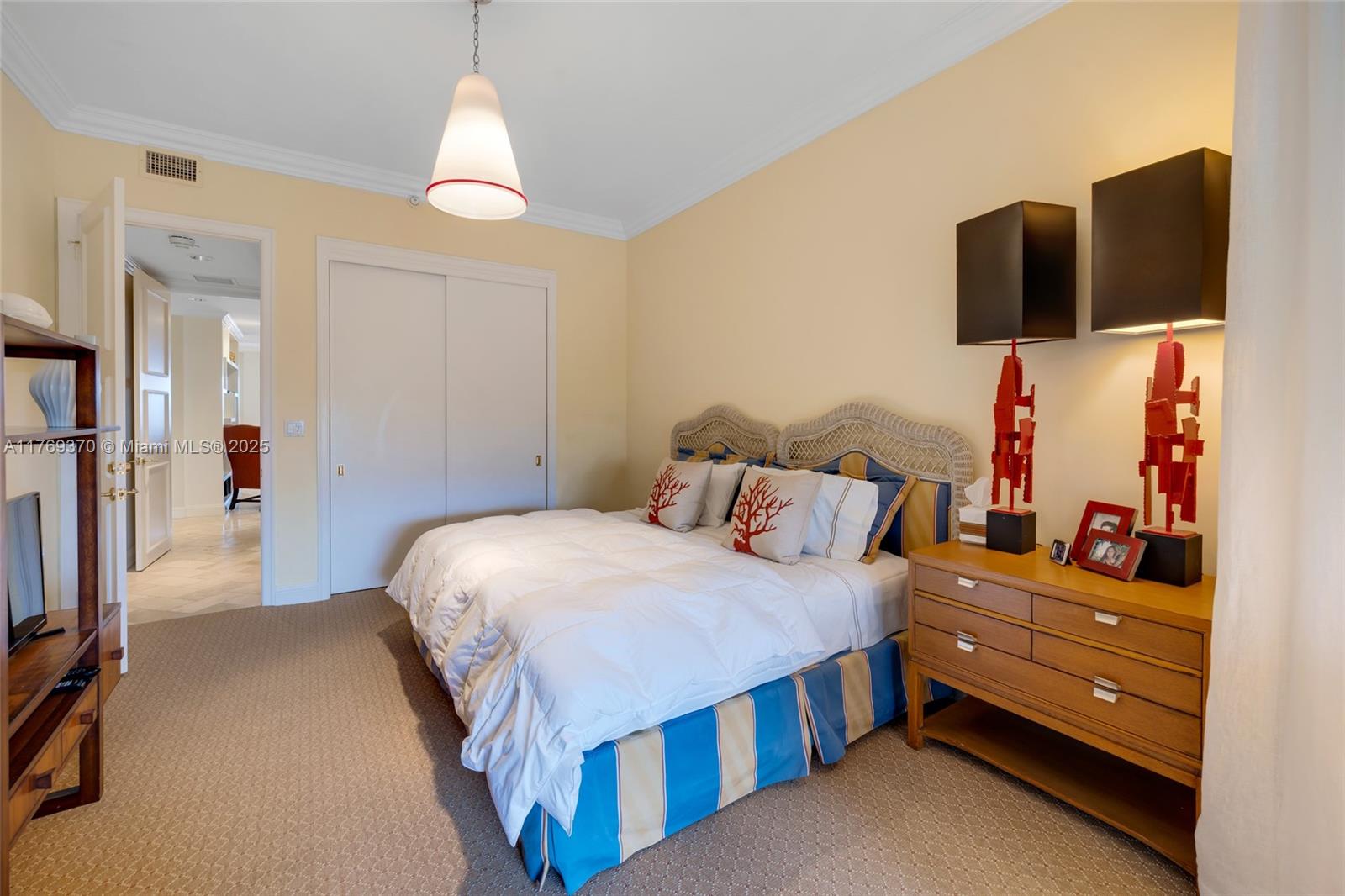 19925 NE 39th Pl #402 Aventura, FL 33180