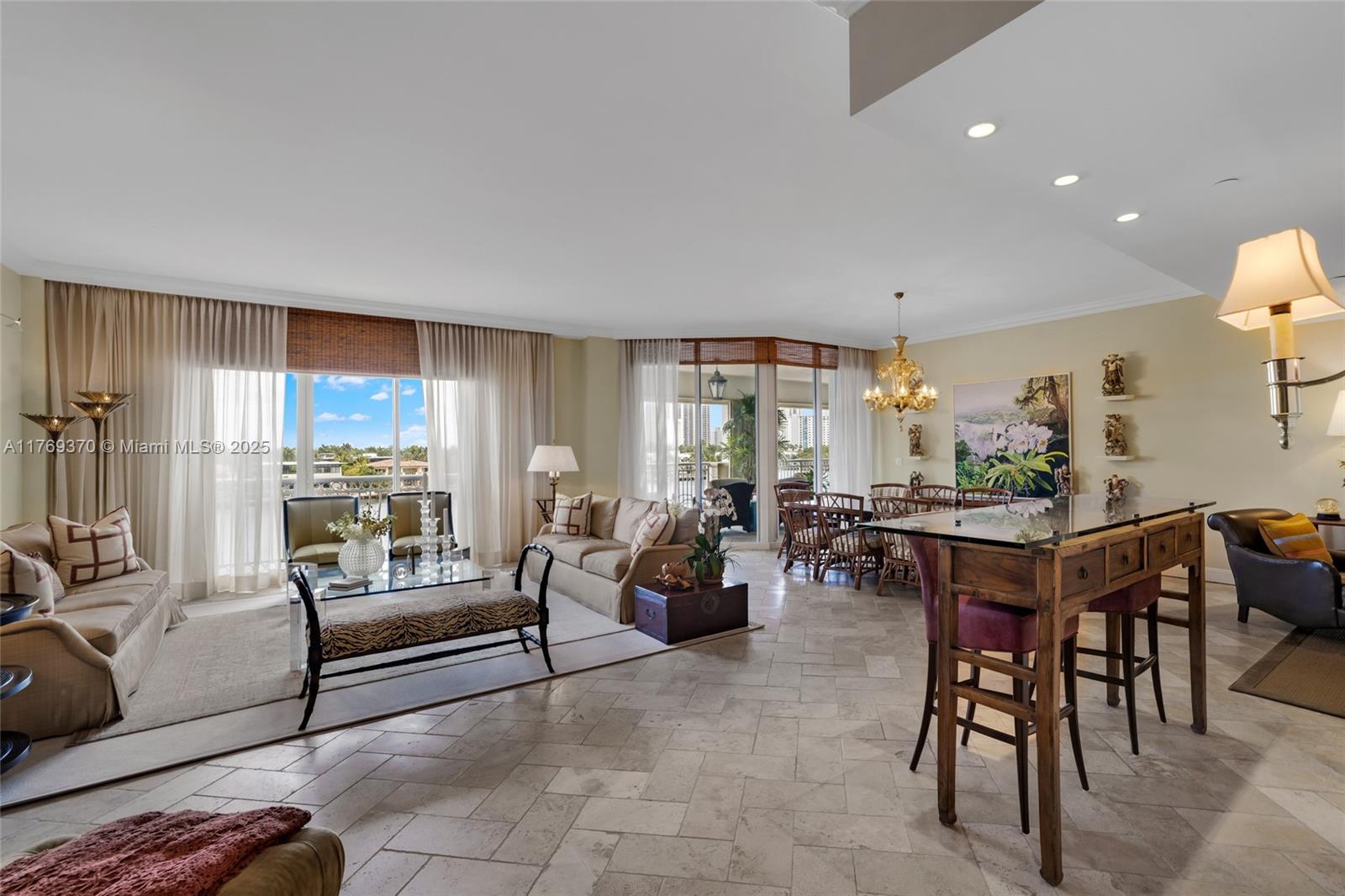 19925 NE 39th Pl #402 Aventura, FL 33180