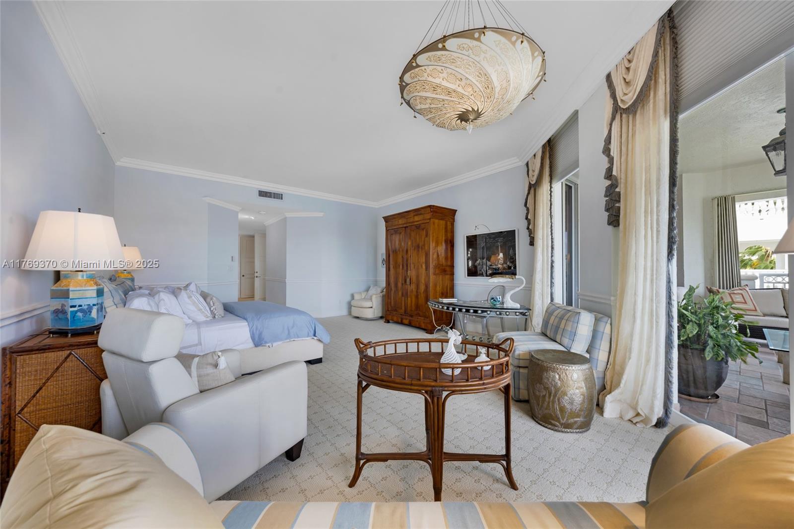 19925 NE 39th Pl #402 Aventura, FL 33180