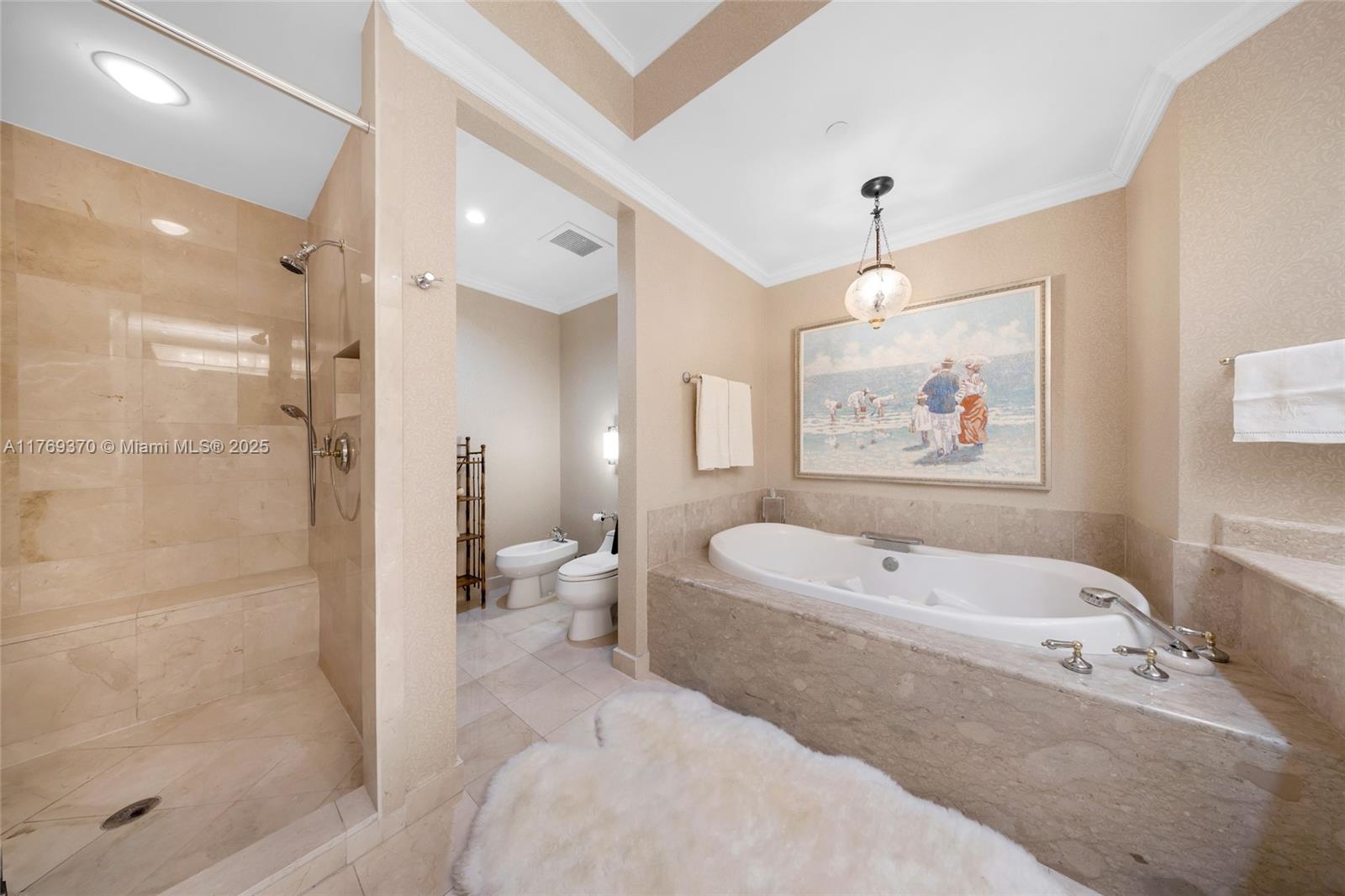 19925 NE 39th Pl #402 Aventura, FL 33180