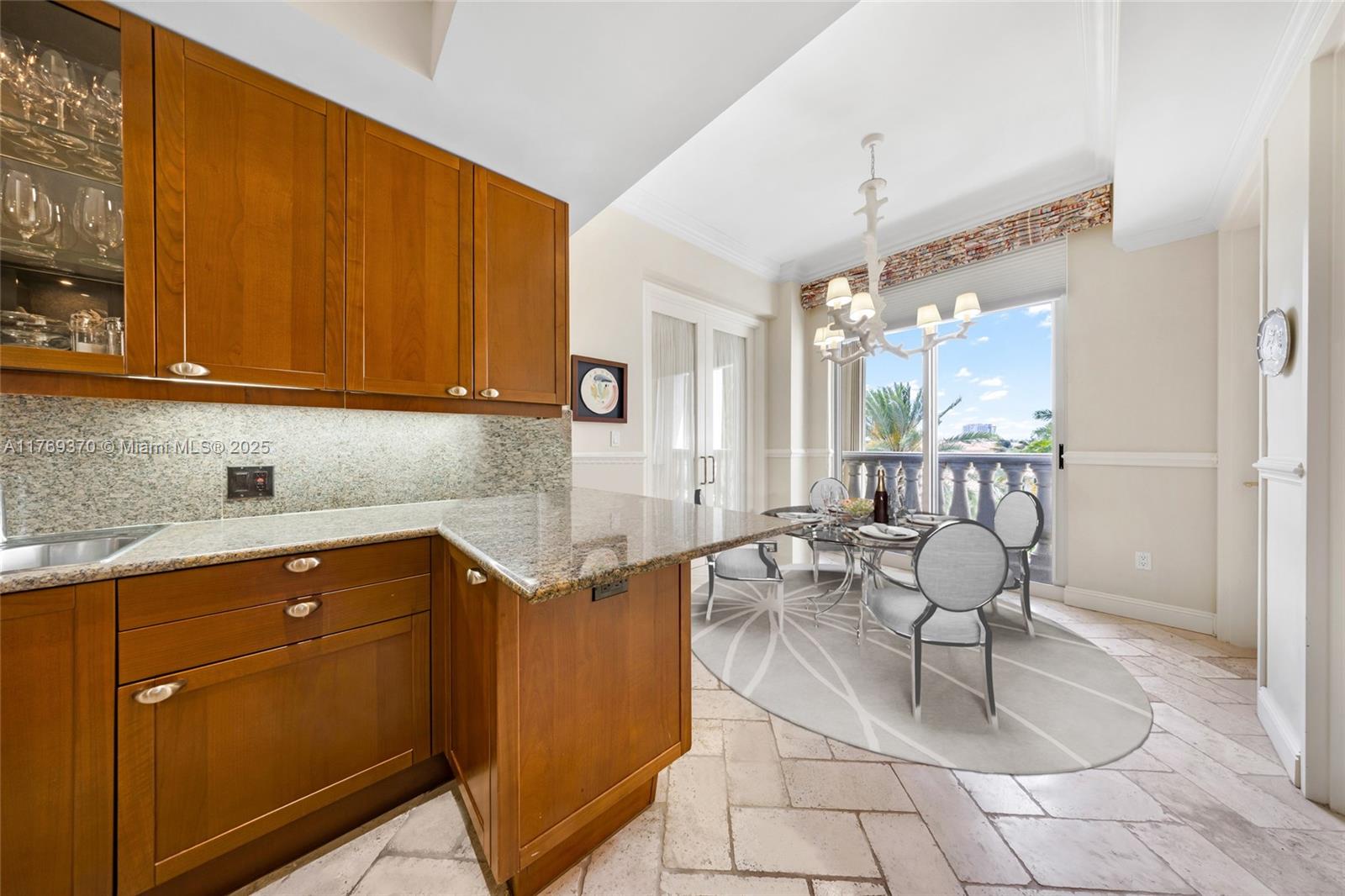 19925 NE 39th Pl #402 Aventura, FL 33180