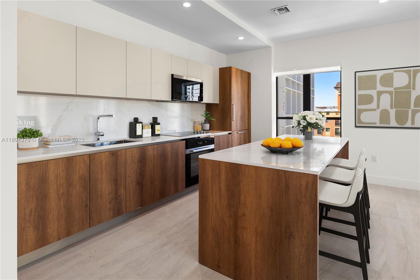 701 Valencia Ave #402 Coral Gables, FL 33134