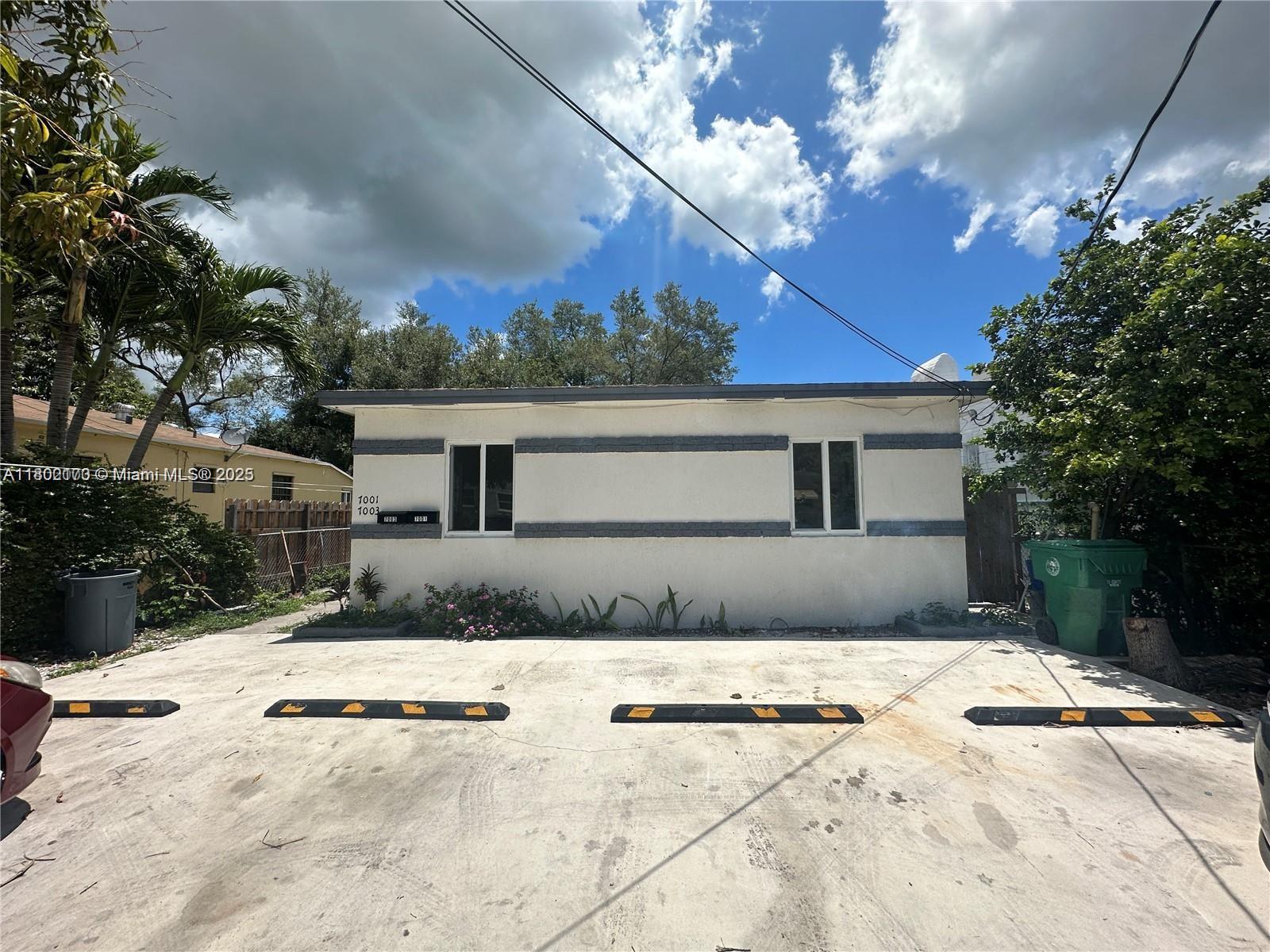 7001 NW 6th Ave,Miami, FL 33150