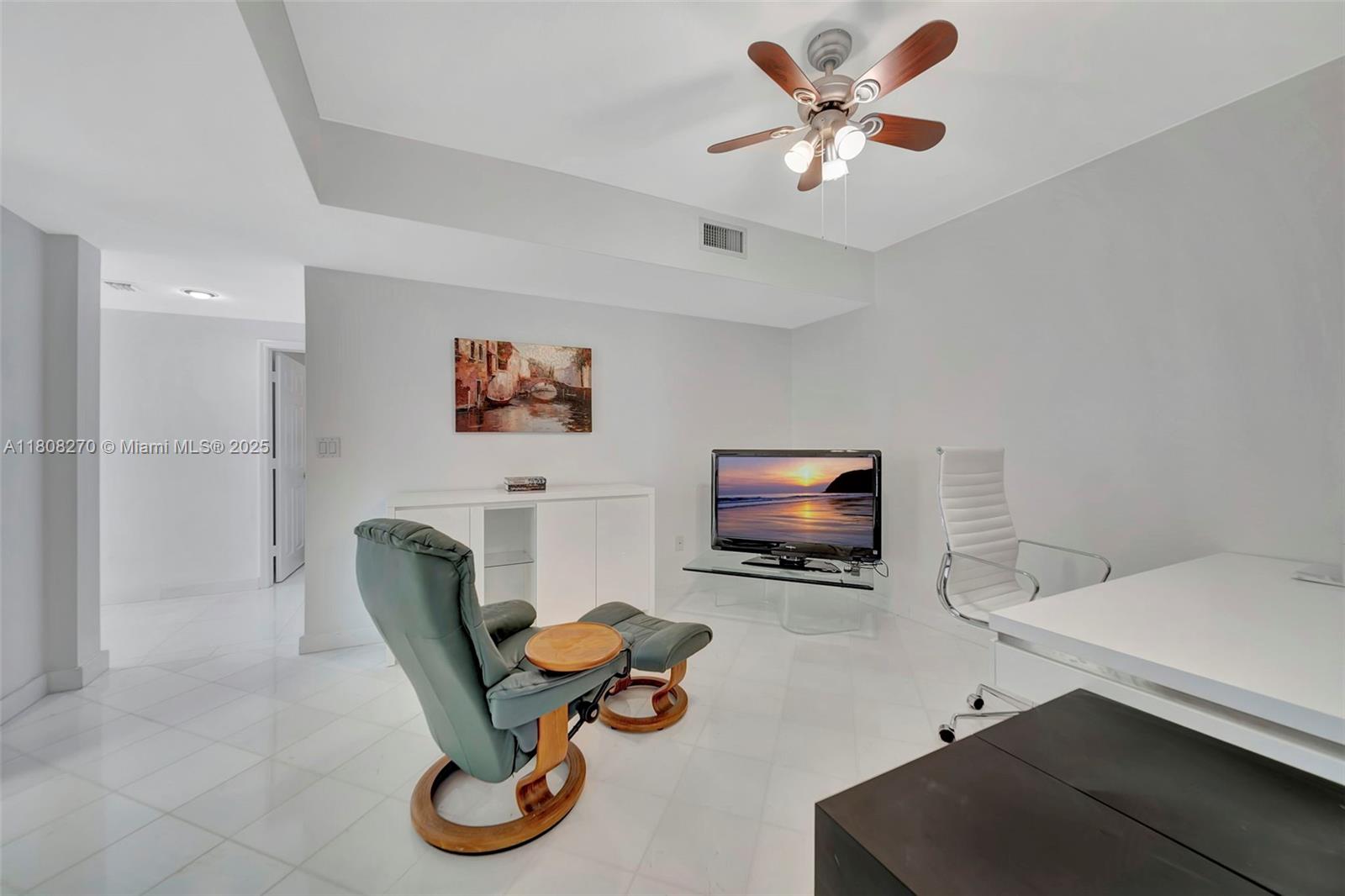 6001 N Ocean Dr #1001 Hollywood, FL 33019