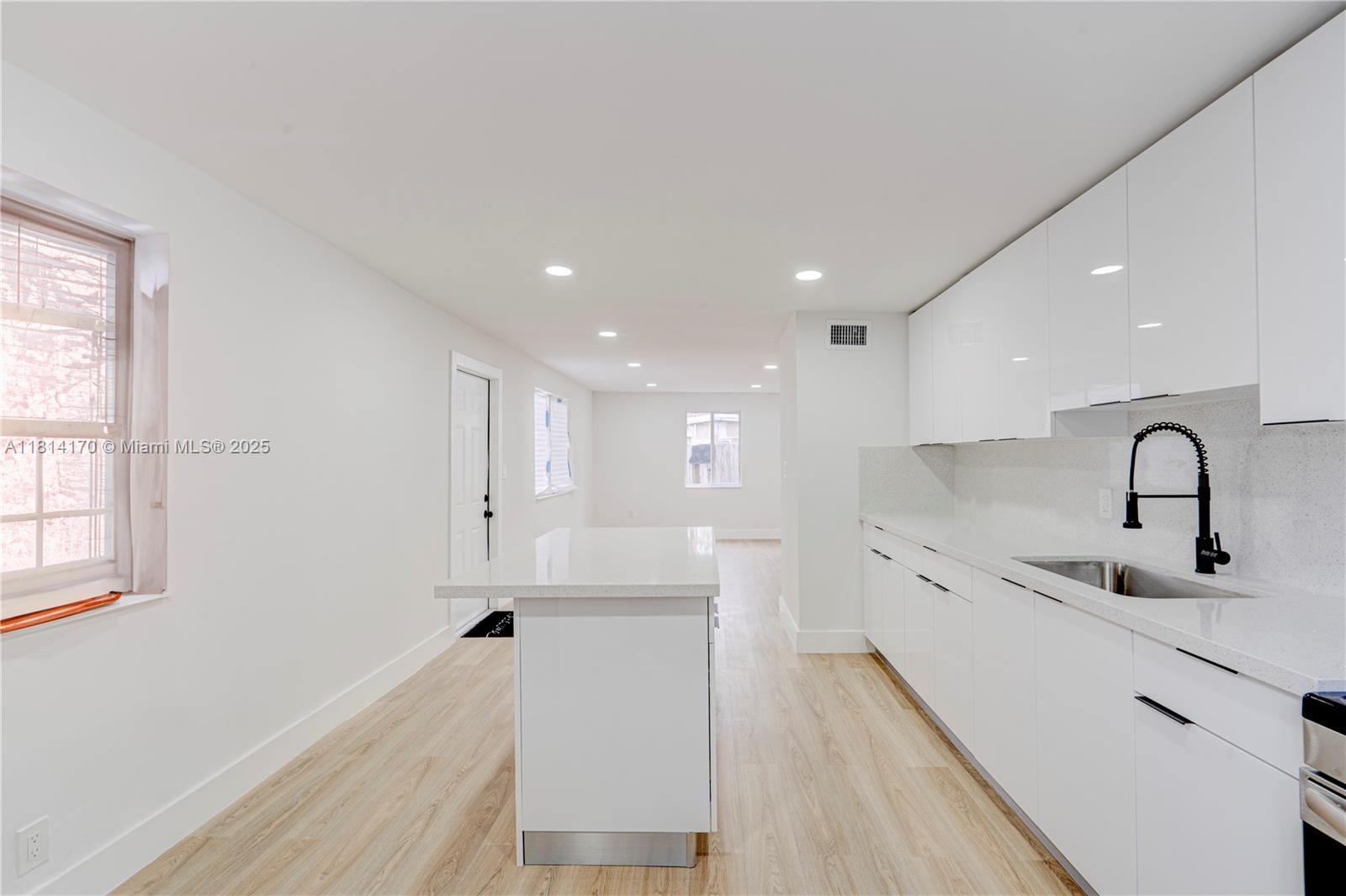 6044 SW 37th St Miramar, FL 33023