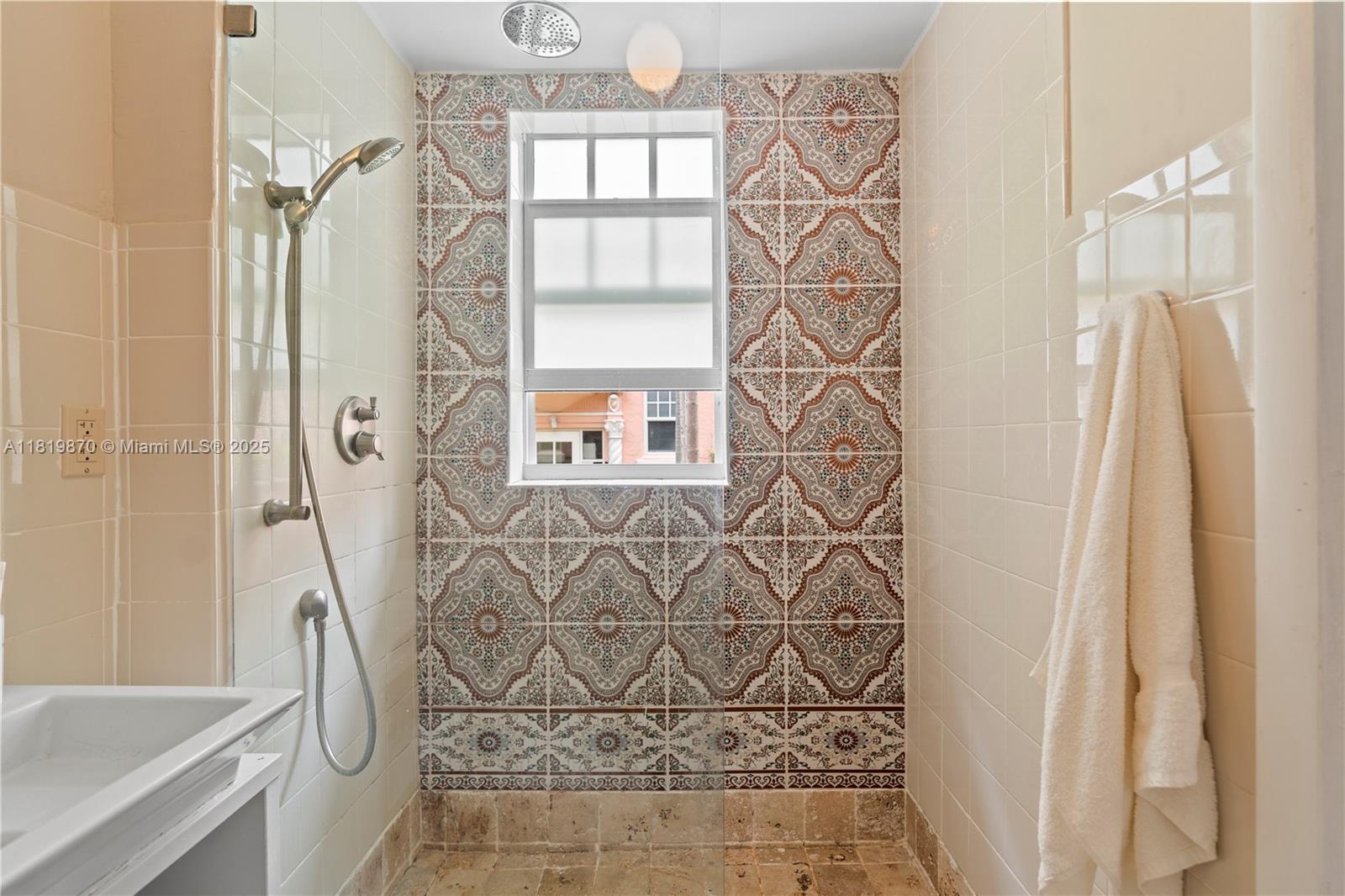 760 Meridian Ave #3 Miami Beach, FL 33139