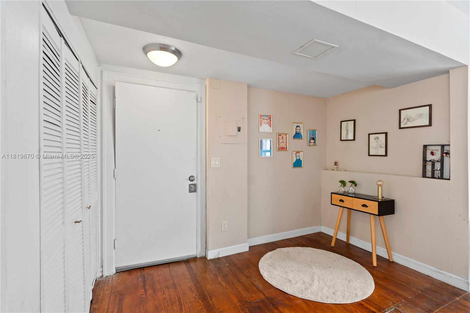 760 Meridian Ave #3 Miami Beach, FL 33139