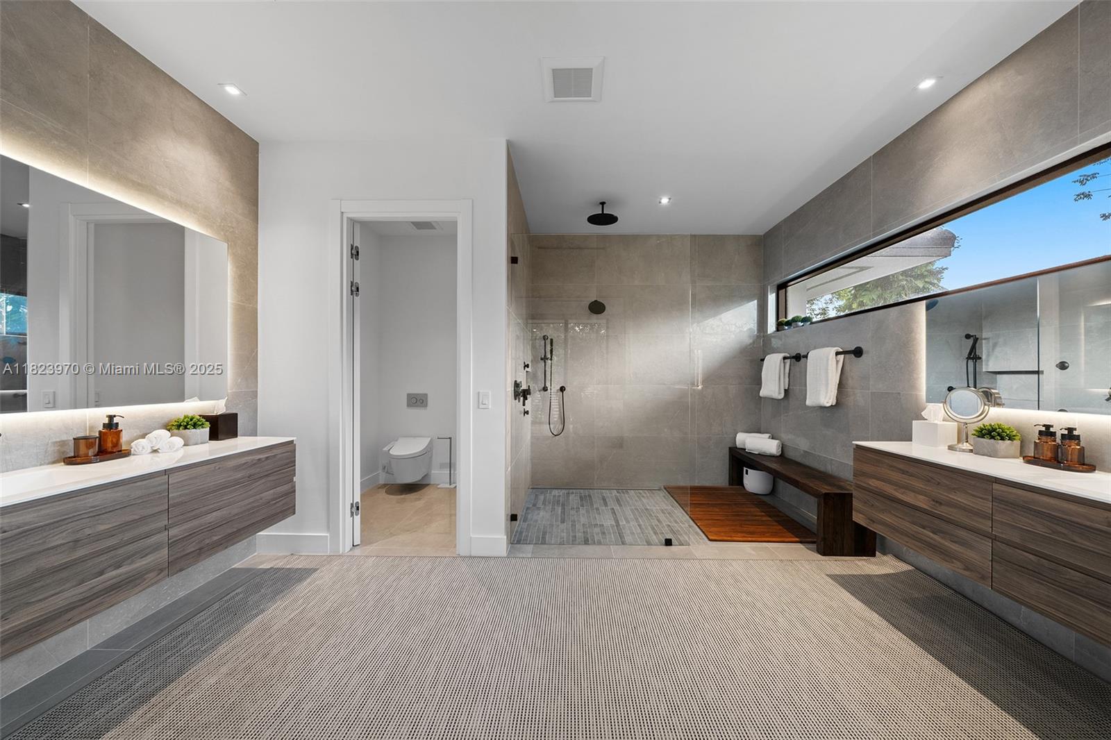 8875 SW 61st Ct Pinecrest, FL 33156