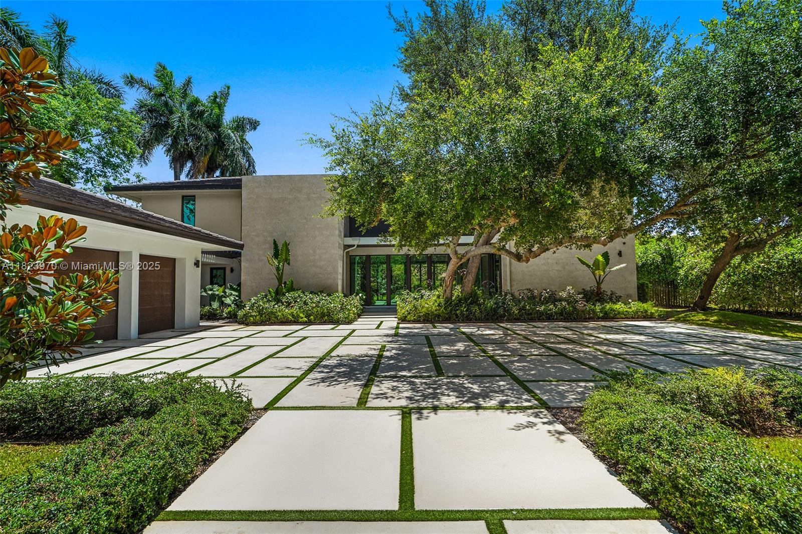 8875 SW 61st Ct Pinecrest, FL 33156