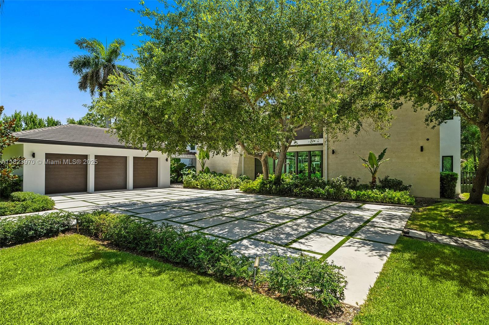 8875 SW 61st Ct Pinecrest, FL 33156