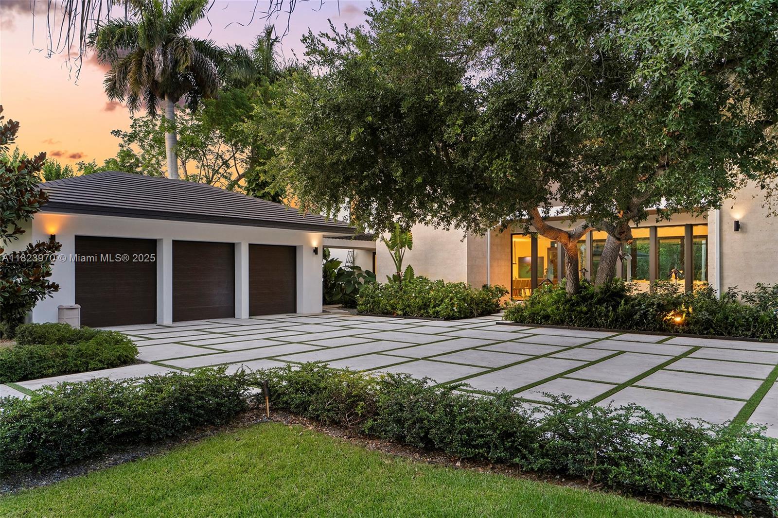 8875 SW 61st Ct Pinecrest, FL 33156