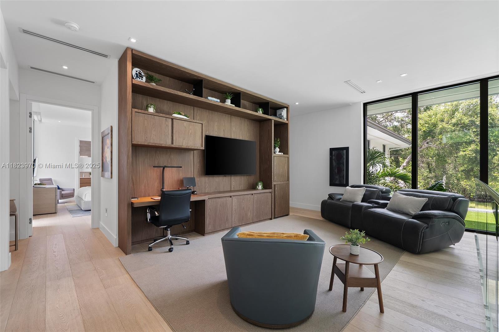 8875 SW 61st Ct Pinecrest, FL 33156