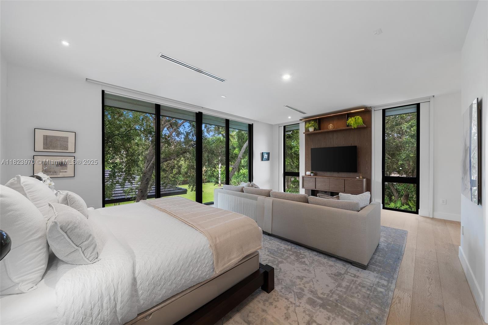 8875 SW 61st Ct Pinecrest, FL 33156