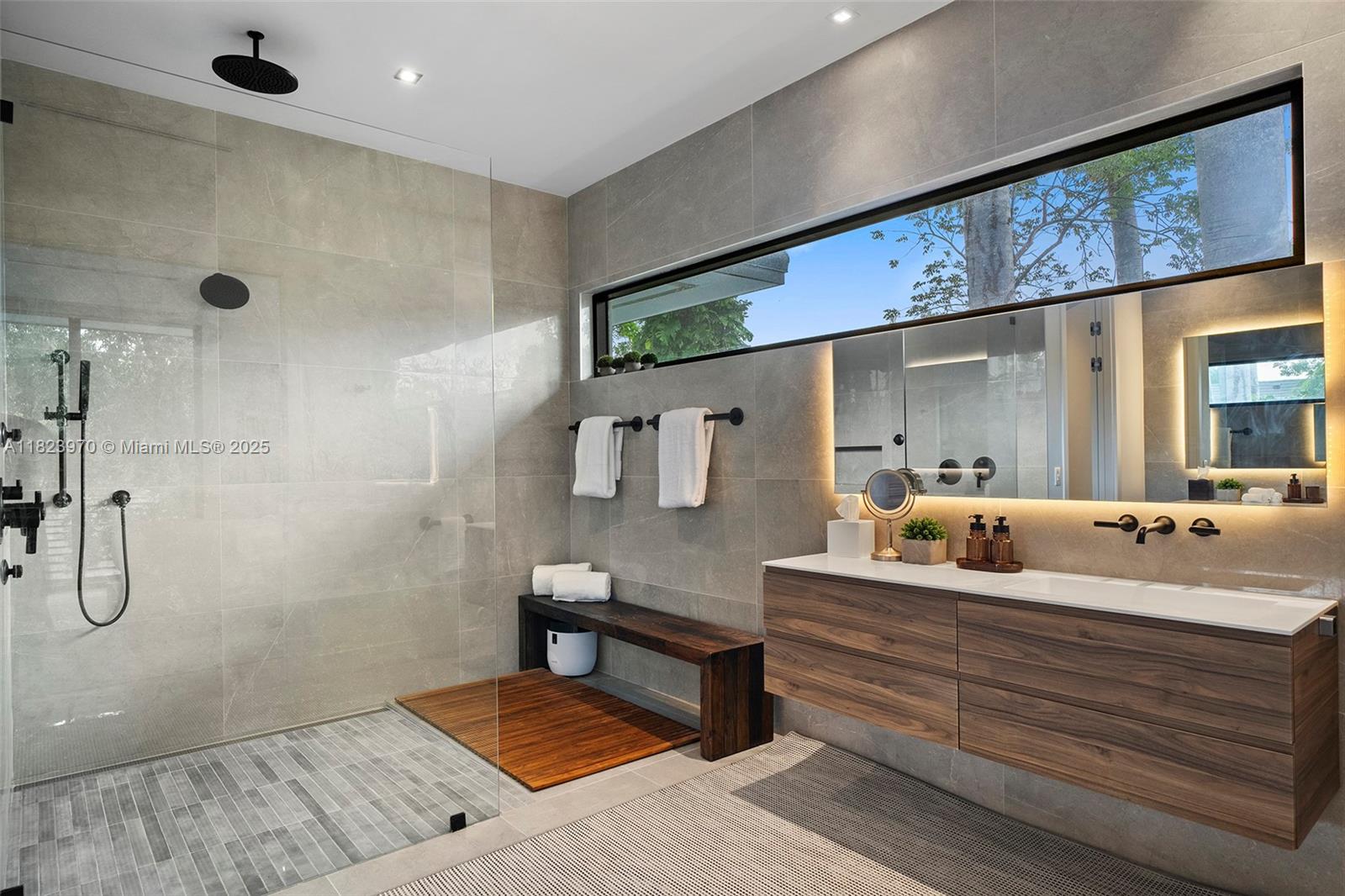 8875 SW 61st Ct Pinecrest, FL 33156