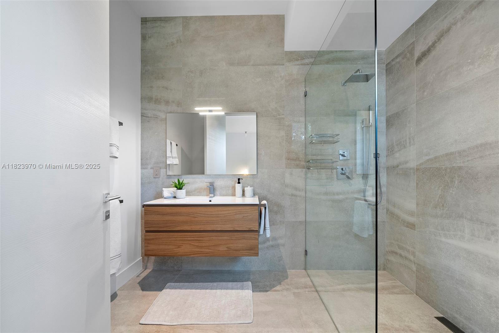 8875 SW 61st Ct Pinecrest, FL 33156