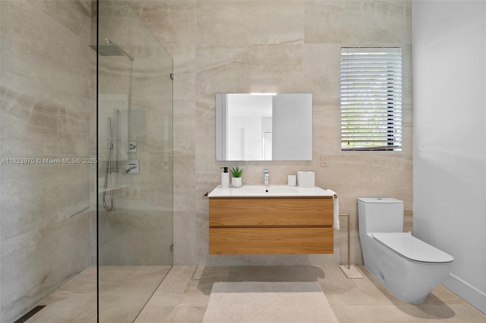 8875 SW 61st Ct Pinecrest, FL 33156