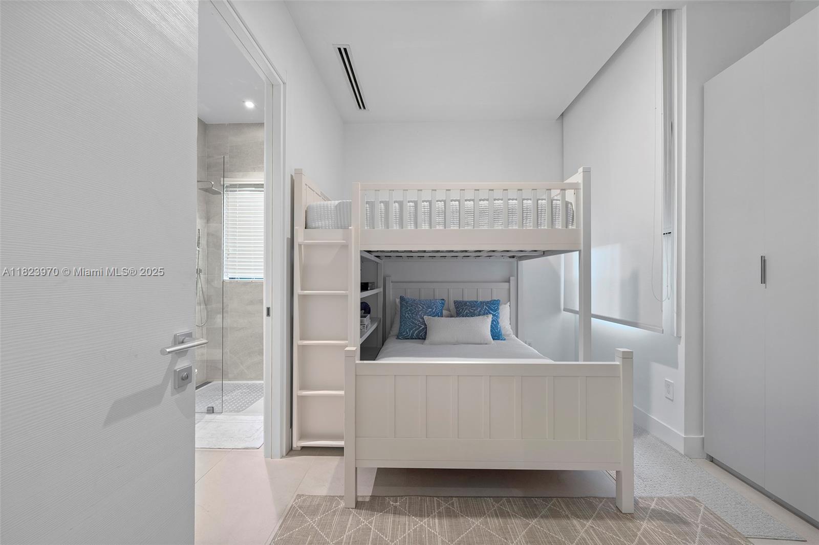 8875 SW 61st Ct Pinecrest, FL 33156