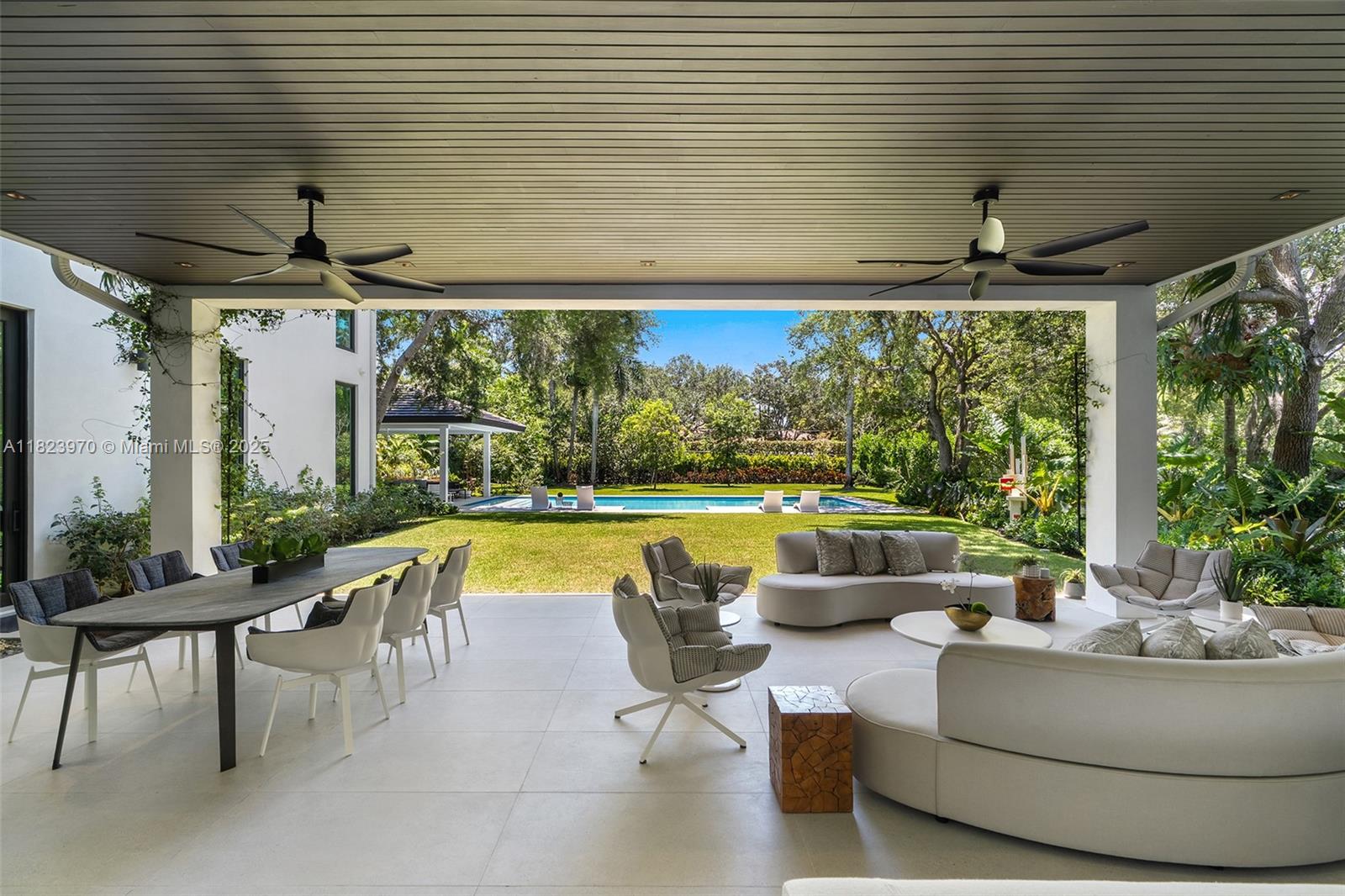 8875 SW 61st Ct Pinecrest, FL 33156