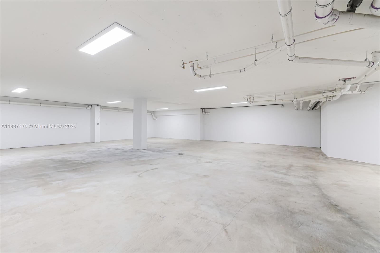 2824 Coconut Ave #2824 Miami, FL 33133 2824 Coconut Ave #2824 Miami, FL 33133