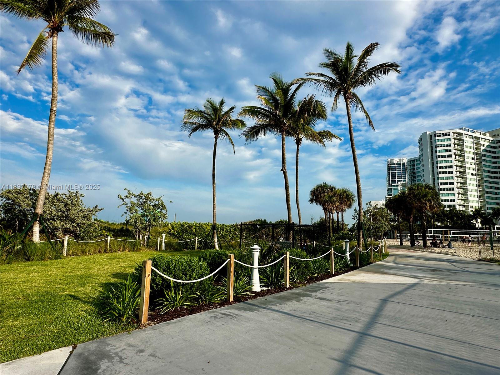 7501 E Treasure Dr #1P North Bay Village, FL 33141