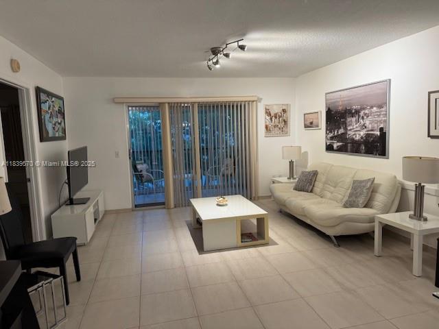 901 SW 141st Ave #405M