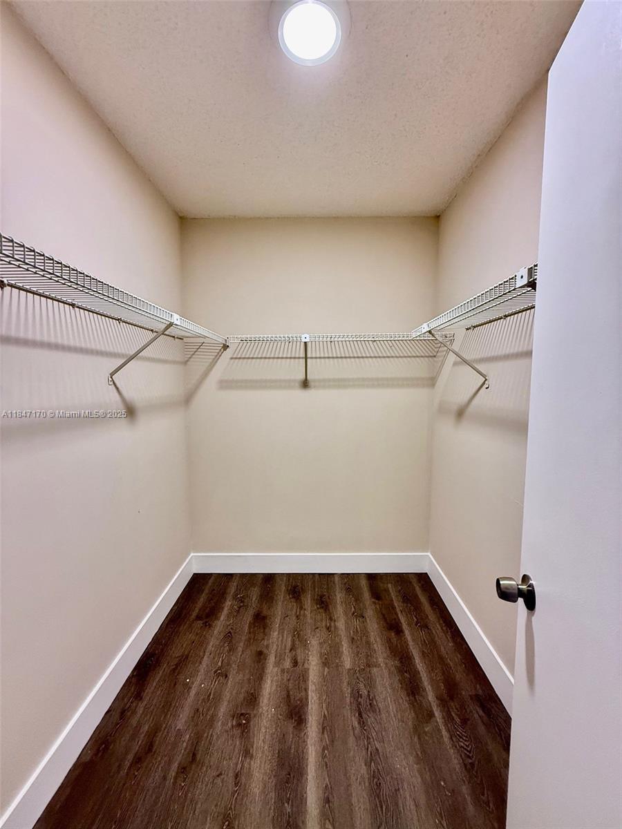 5900 SW 127th Ave #3320 Miami, FL 33183