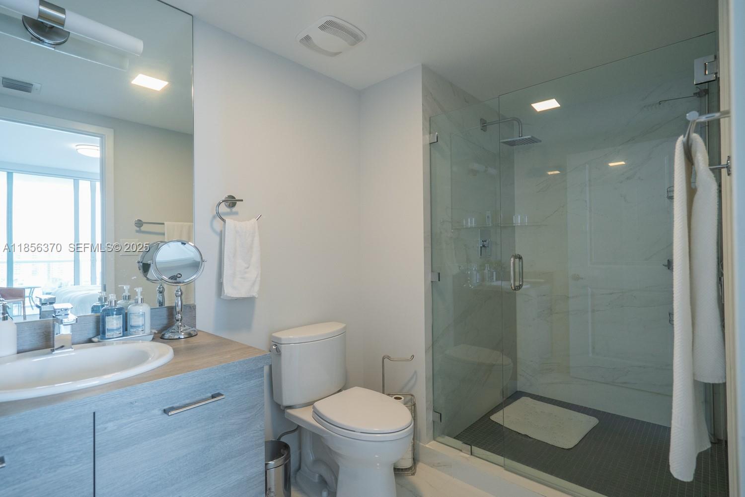 image 400 Sunny Isles22