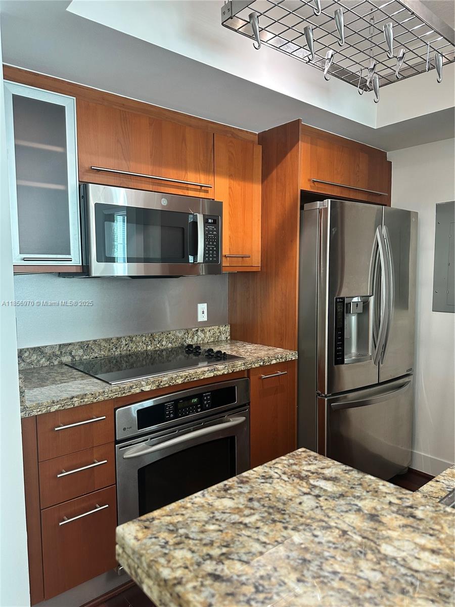 110 Washington Ave #1604