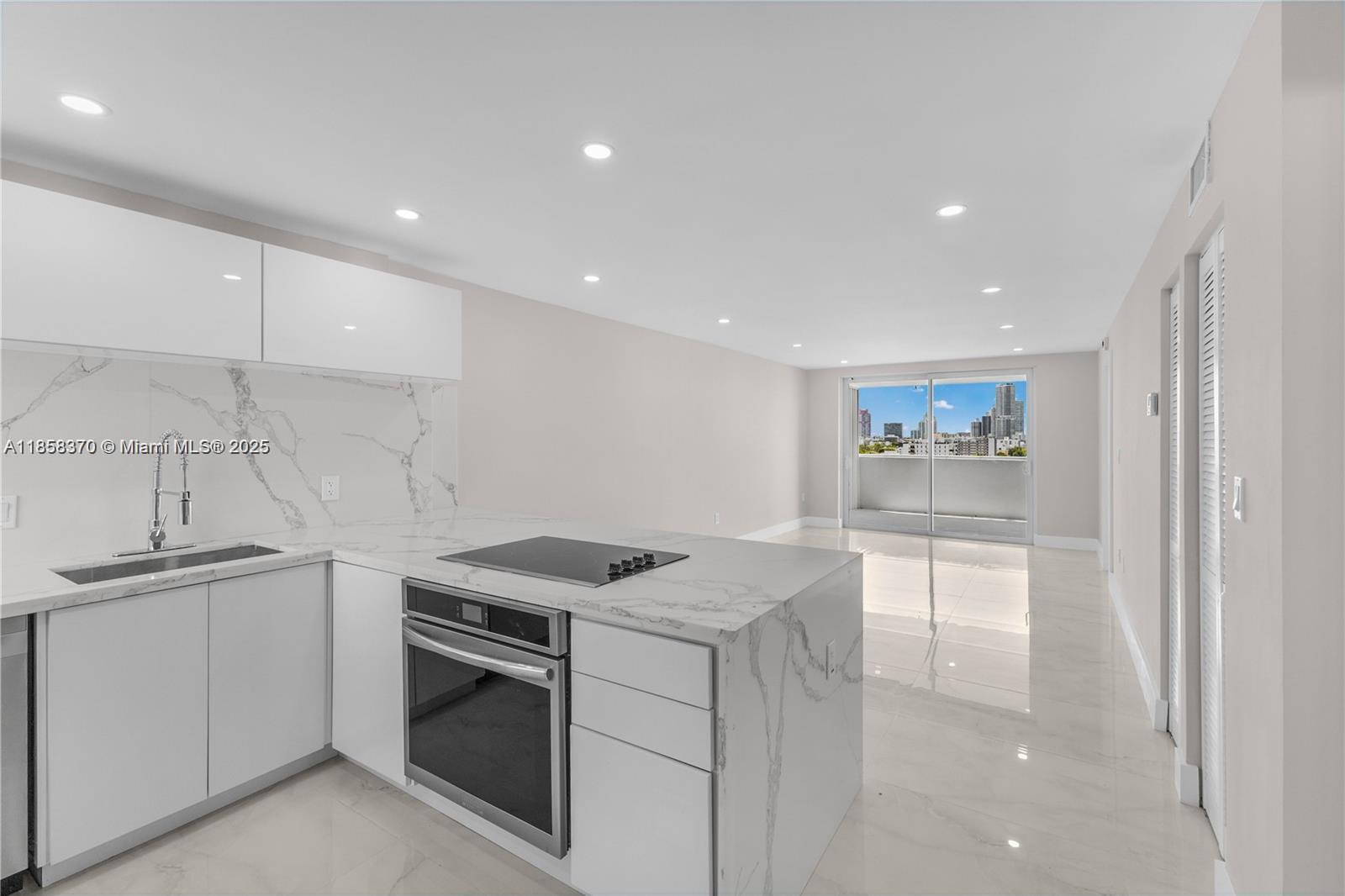 1331 Lincoln Rd #1302