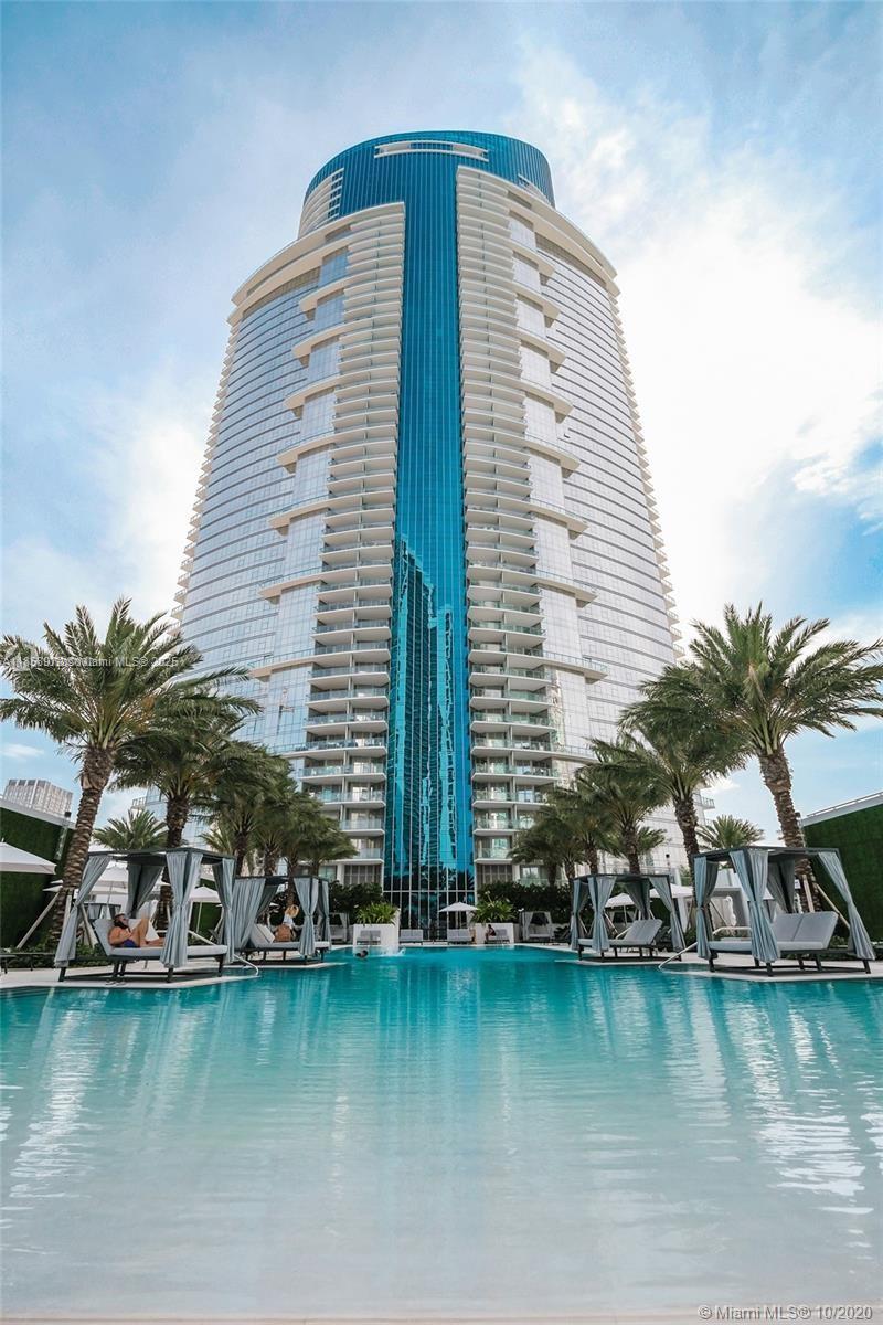 image Paramount Miami Worldcent1