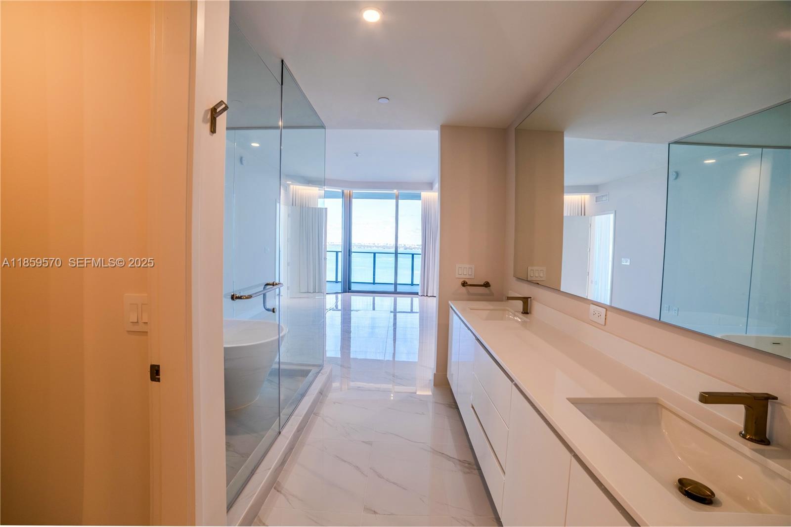 image Aria Reserve South33