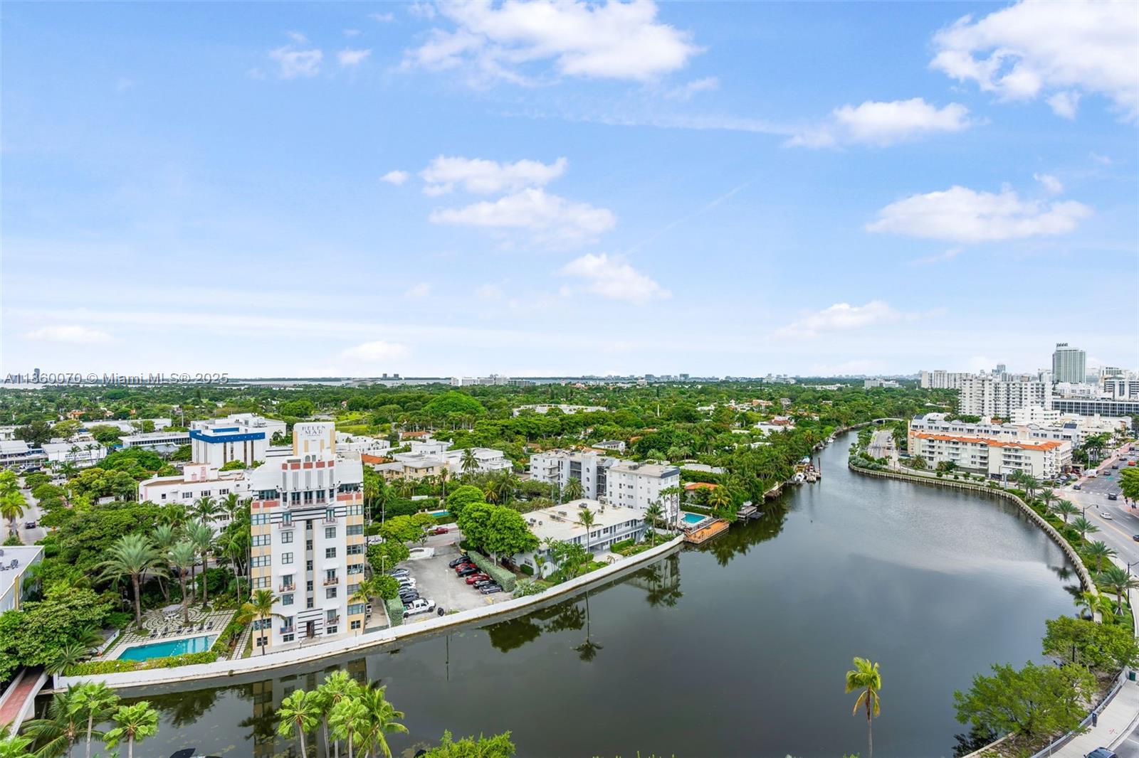 2401 Collins Ave #1808