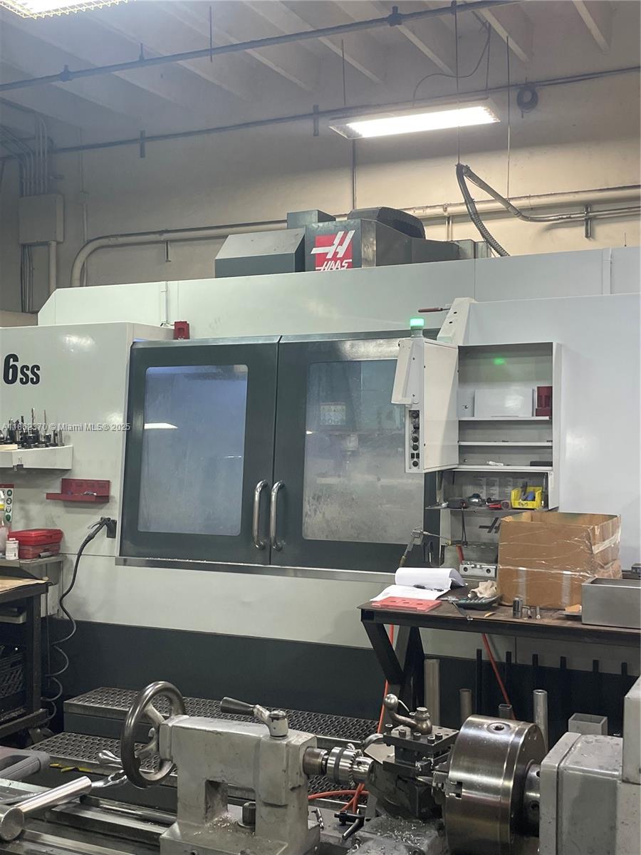 1745 W 32nd Pl Hialeah, FL 33012