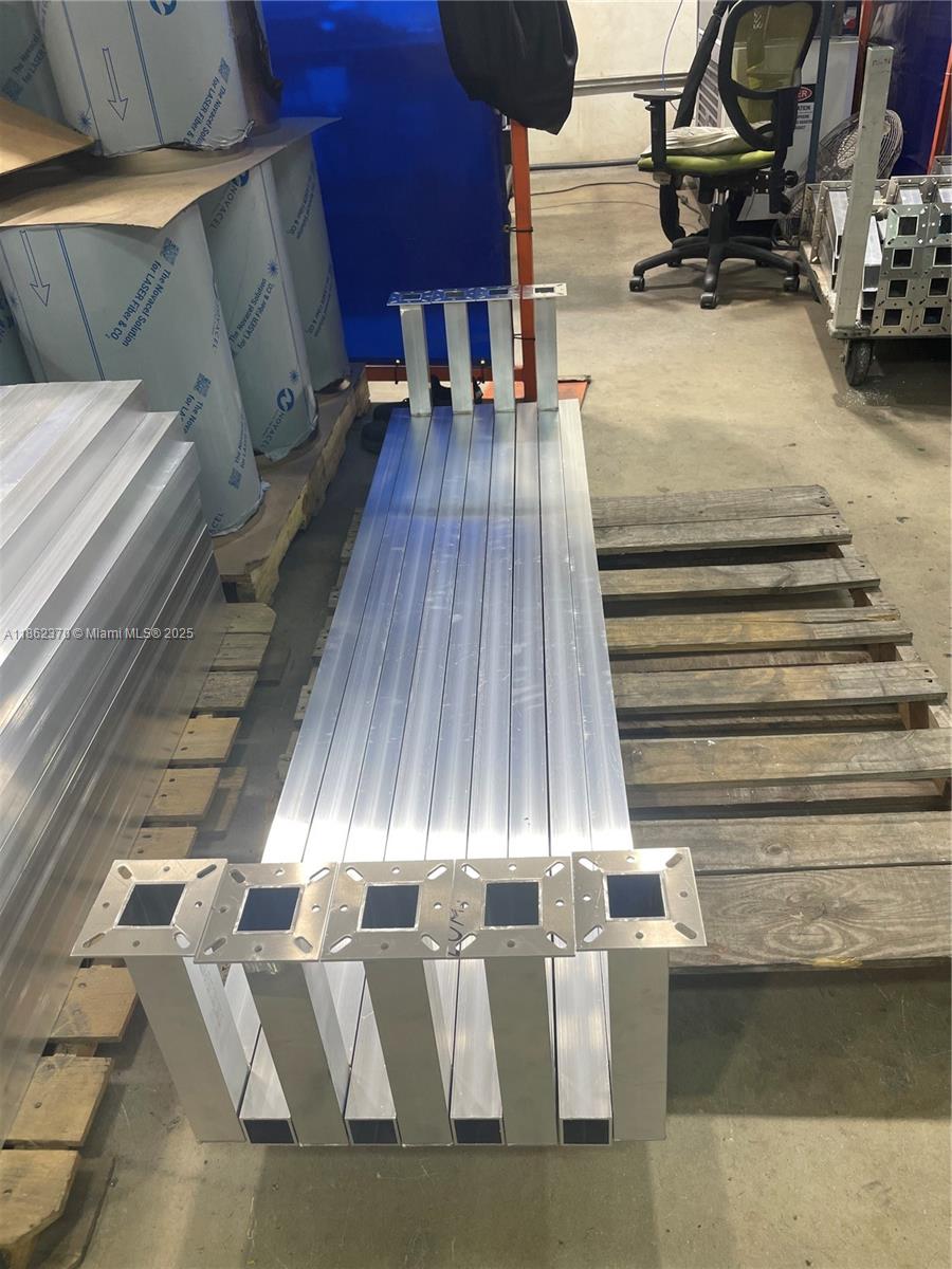 1745 W 32nd Pl Hialeah, FL 33012