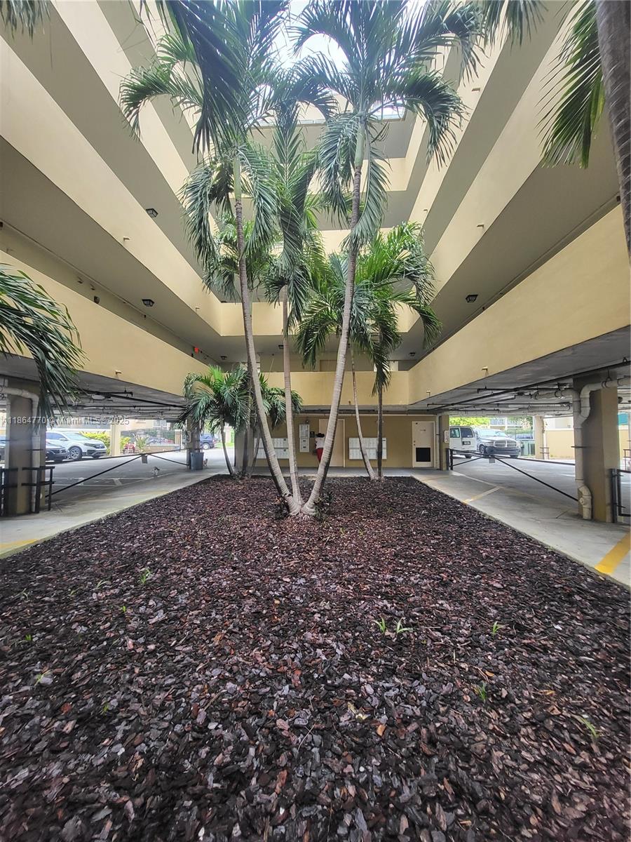 2647 NW 25th Ave #202