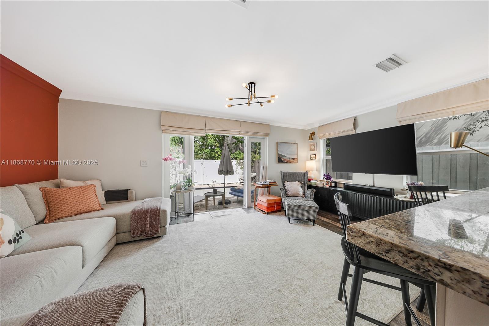 3160 New York St #B Miami, FL 33133