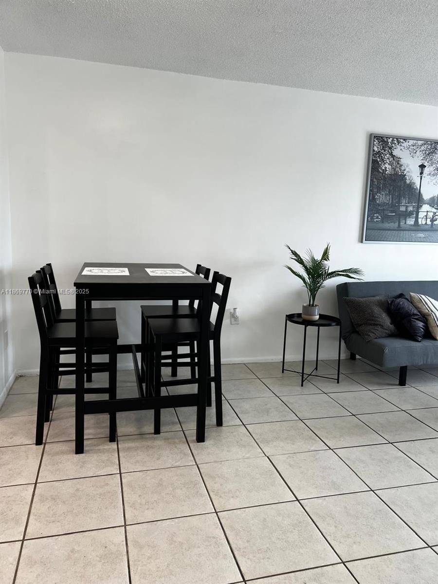 4164 Inverrary Dr #510 Lauderhill, FL 33319