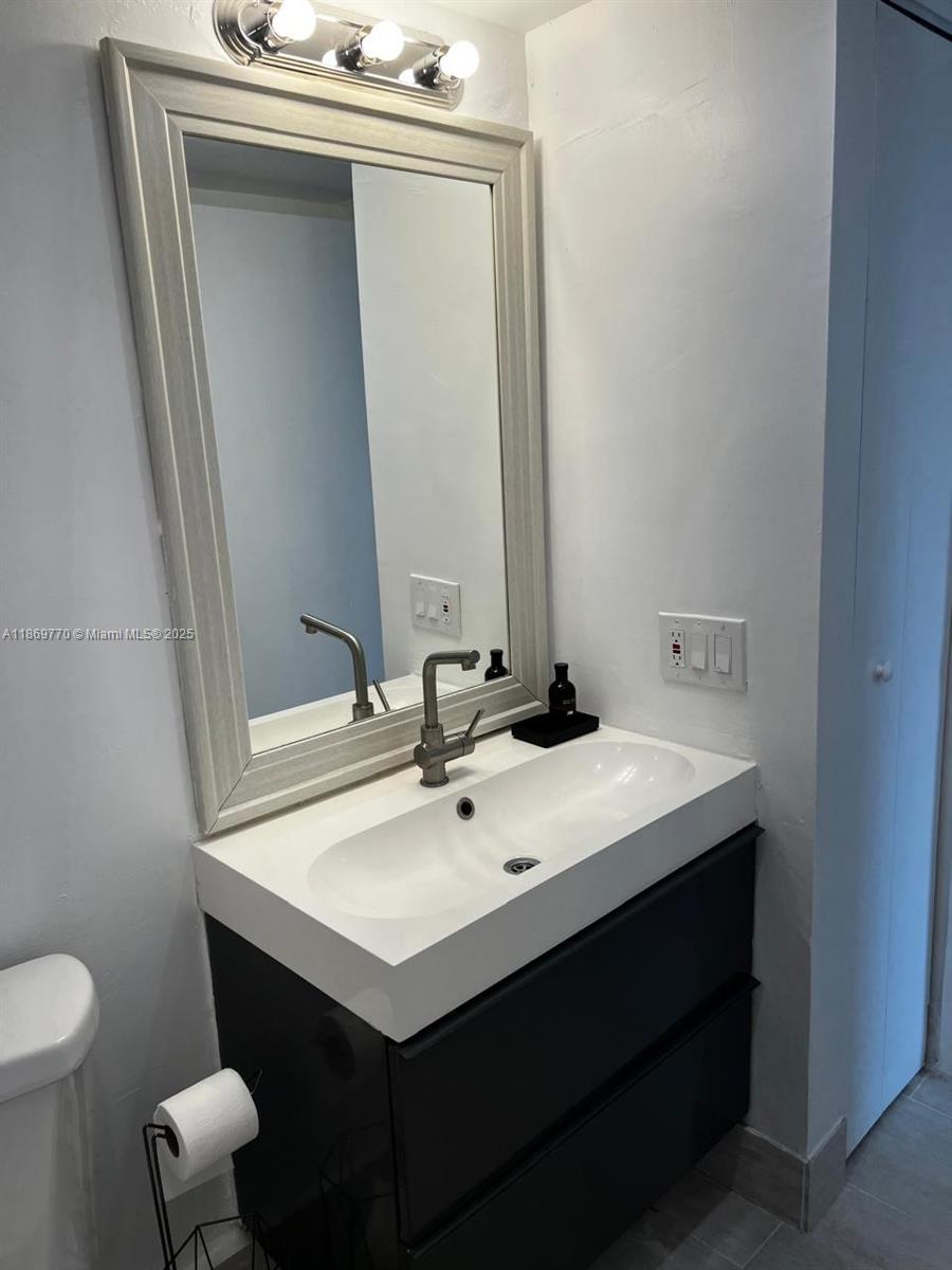 4164 Inverrary Dr #510 Lauderhill, FL 33319