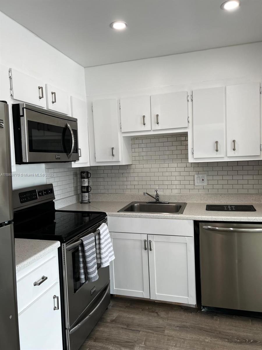 4164 Inverrary Dr #510 Lauderhill, FL 33319