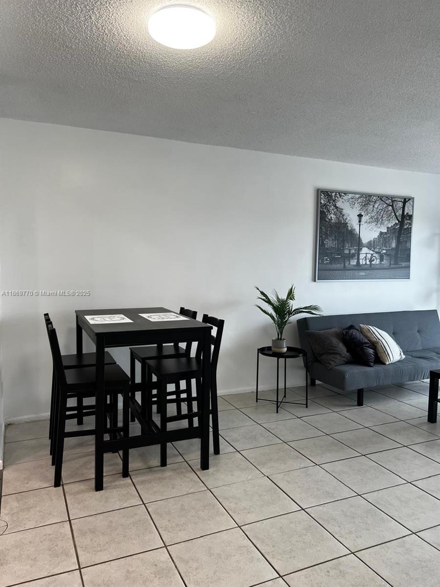 4164 Inverrary Dr #510 Lauderhill, FL 33319