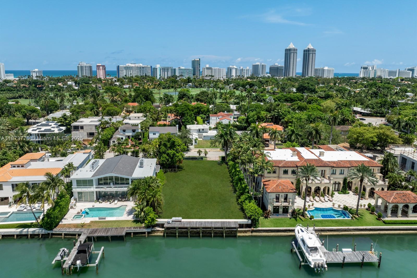 5226 N Bay Rd Miami Beach, FL 33140 5226 N Bay Rd Miami Beach, FL 33140