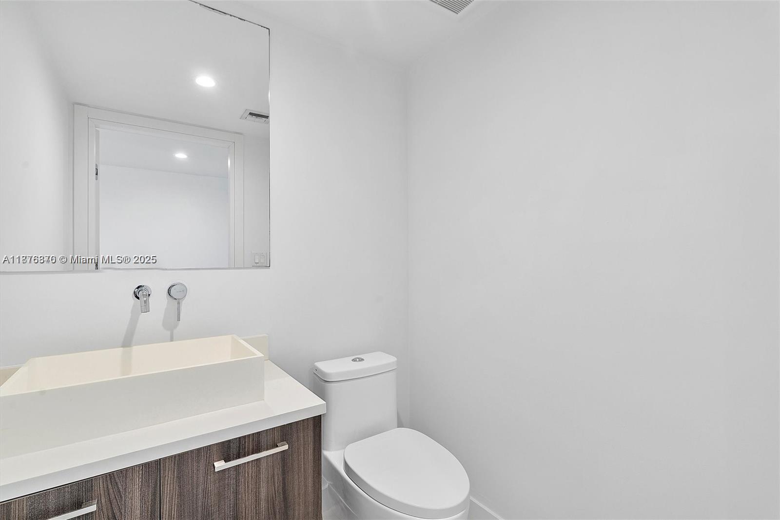 1150 102nd St #503 Bay Harbor Islands, FL 33154