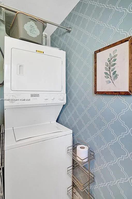 8900 Harding Ave Surfside, FL 33154