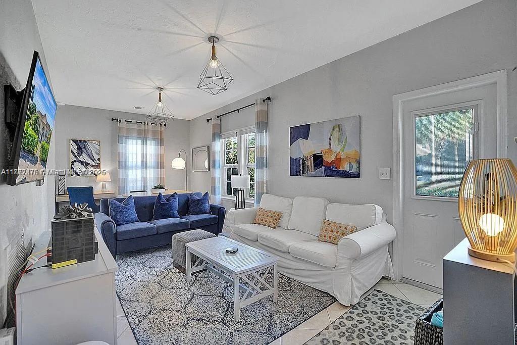 8900 Harding Ave Surfside, FL 33154