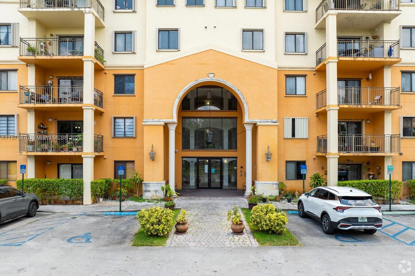 9340 Fontainebleau Blvd #W206