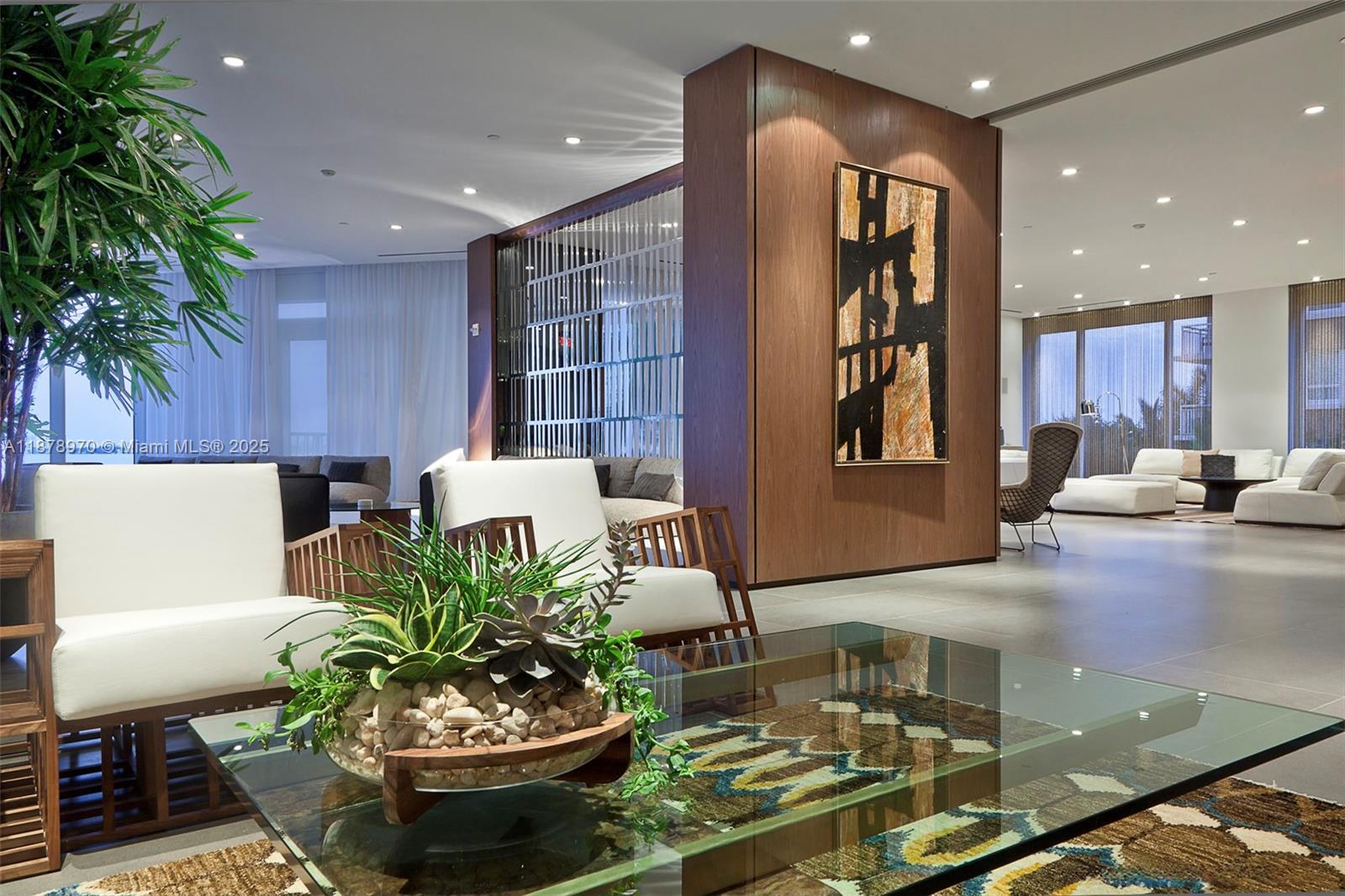 image Paramount Bay Condo69